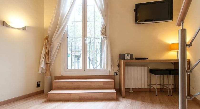 Apartamentos Alos Barcelona Bagian luar foto